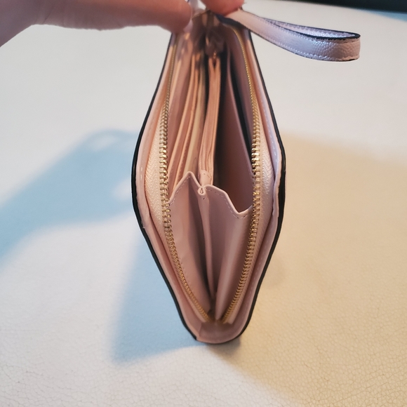 Aldo travel wallet - Picture 2 of 2